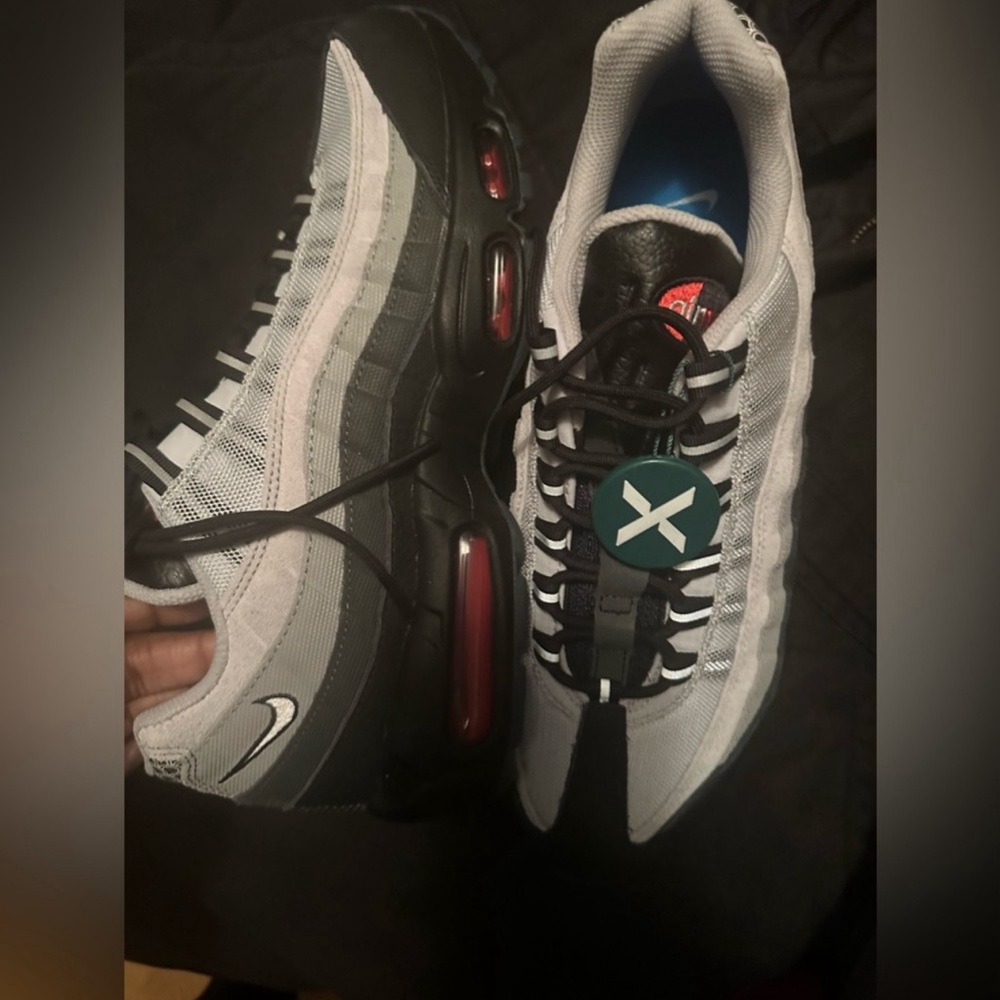 Men’s Nike ‘95 edition air max, gently worn grey and black